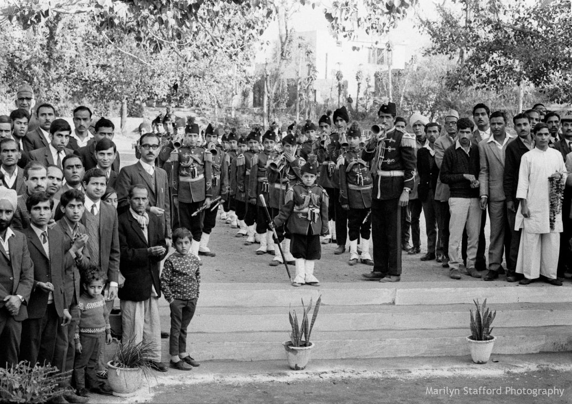 Pomp and ceremony at Indira Gandhi mass rally, Srinagar, Kashmir, 1971.